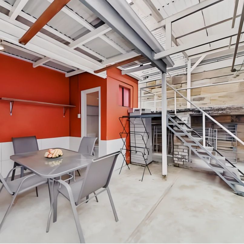 Room 2 Standard - Photo 1