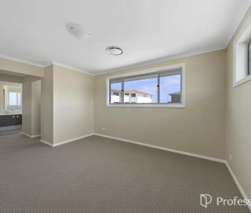 “Spacious Family Home in Box Hill” - Photo 4