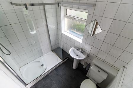 Birchwood Avenue, Treforest - Photo 5