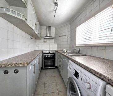 2 bedroom detached bungalow to rent - Photo 3