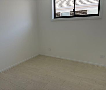 Brand New 4 Beds + Study with Premium Finishes - Photo 3