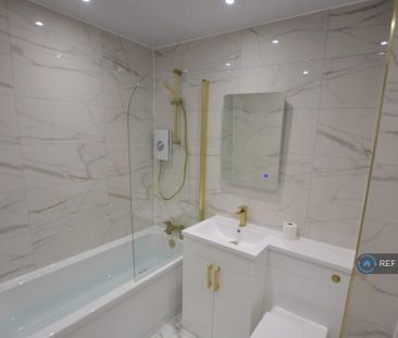 1 bedroom semi-detached house to rent - Photo 3