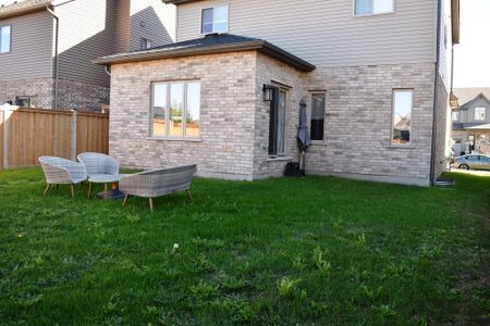 For Lease - 112 Archer Avenue, Collingwood, Ontario - Photo 2