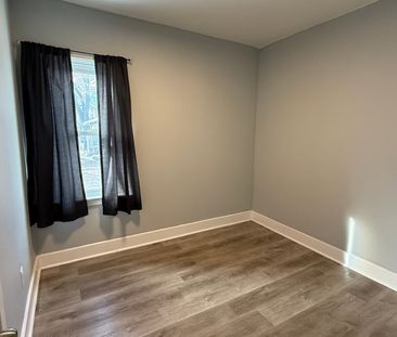 For Lease - 1072 Dundas Street Unit# 3, London East, Ontario - Photo 5