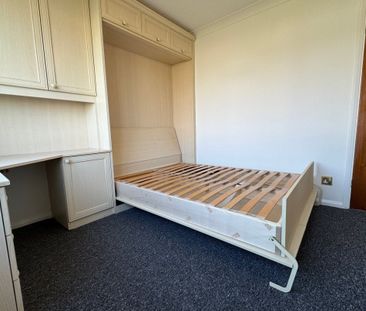 Tolkien Road, EASTBOURNE - Photo 3