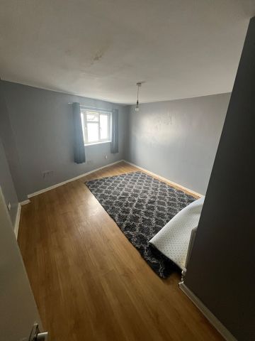 2 Bed Flat, St Marys Road, SO14 - Photo 5