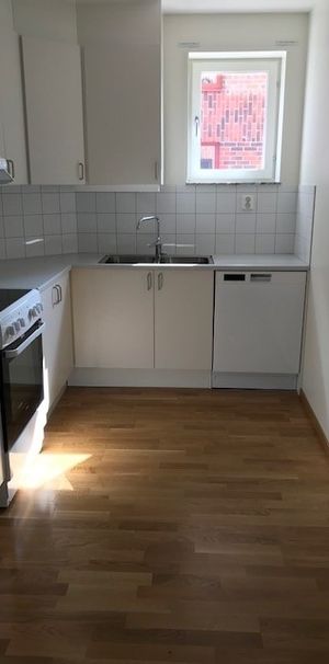 Landbotorpsallén 27 A - Foto 1