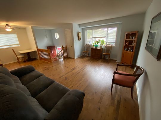 For Lease - 18 Helen Street Unit# UNIT 2, Kawartha Lakes, Ontario - Photo 1