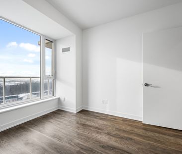 For Lease - 2 David Eyer Road Unit# 1221, Richmond Hill, Ontario - Photo 6