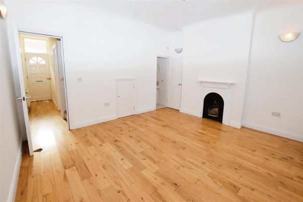 4 bedroom house to rent - Photo 1