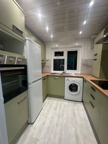 2 Bed Flat, Cairns Road, G72 - Photo 4