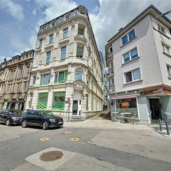 Appartement te huur - Photo 1