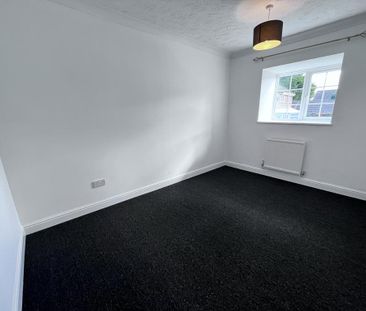 3 bedroom end of terrace house to rent - Photo 6