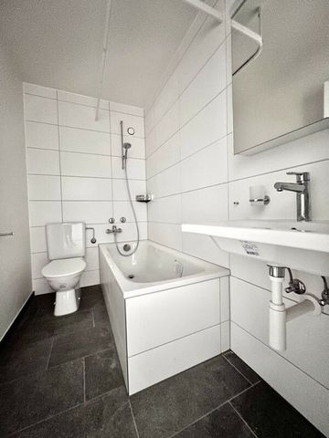 Un 2.5pcs à louer à Bienne / Ein 2.5 ZWG zu vermieten in Biel - Photo 4