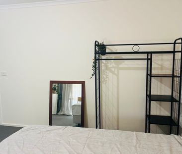 Roxburgh Park - Photo 4