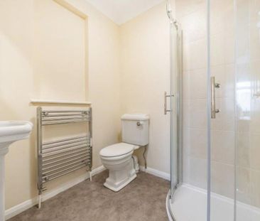 1 bedroom in a house share to rent - Photo 6