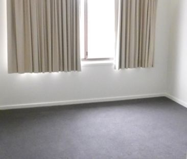 6/14 Hakea Street, Queanbeyan NSW 2620 - Townhouse For Rent | Domain - Photo 2