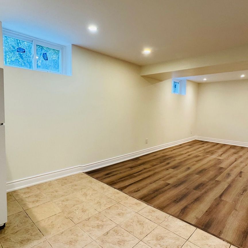 For Lease - 435 Cummer Avenue, Toronto, Ontario - Photo 1