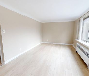 1073 Hollington St, Carlington, Ottawa, ON - Photo 5