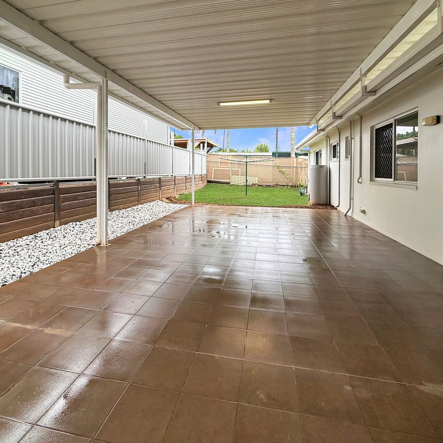 Well-presented Sizeable Three Bedroom Home - Photo 1
