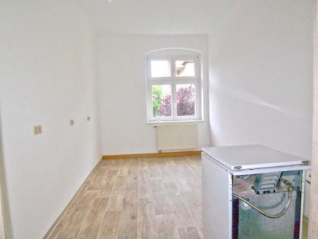 Moderne 2-Raum-Wohnung mit Balkon - Bad mit Wanne und Dusche in Bautzen - Foto 2