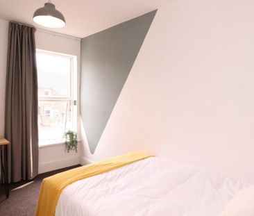 1 bedroom in a house share to rent - Photo 1