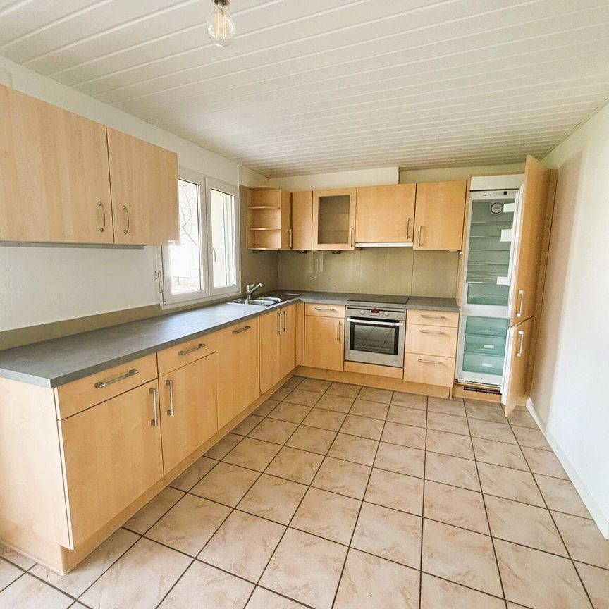 Duplex near the center / Concierge service available! - Foto 1