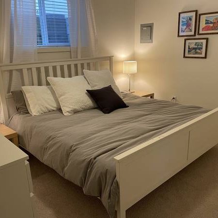 1 bedroom plus den fully furnished - Photo 1