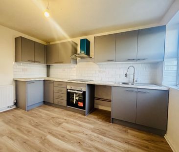 Minerva Way, Wellingborough - Photo 2