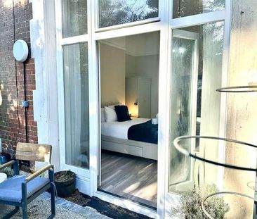 Branksome Wood Road, Bournemouth, Dorset, BH4 - Photo 3