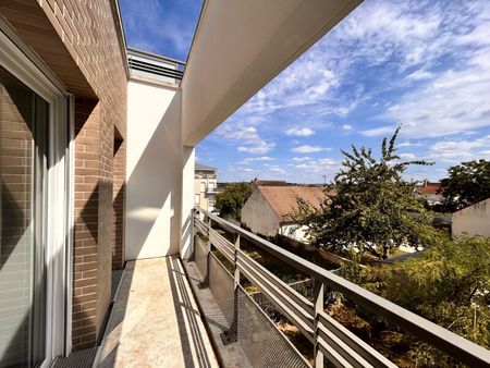 Location Appartement 3 pièces 59m² CORBEIL ESSONNES 91100 - Photo 2