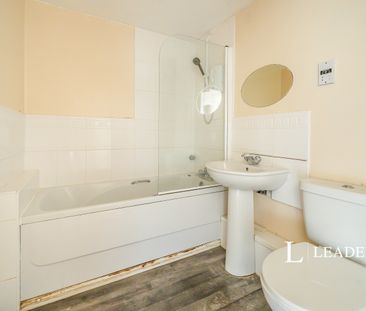 2 bedroom apartment to rent Redfield Croft, Leigh, WN7 - Photo 5