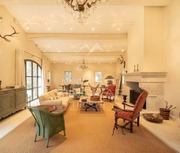 Gordes - Propriété unique dans un environnement exceptionnel - Photo 3