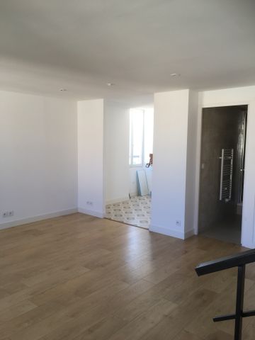 Location Appartement 2 pièces 47m² NICE 06000 - Photo 5