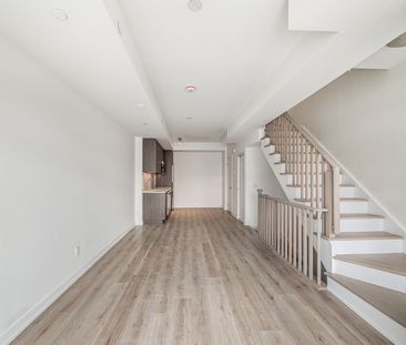 For Lease - 260 Finch Avenue Unit# 4, Toronto, Ontario - Photo 4