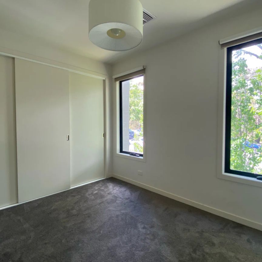 25 Carroll Crescent, Glen Iris. - Photo 1