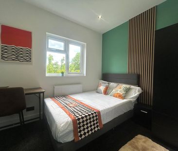 Canterbury Road, Guildford, Surrey, GU2 9TF - Photo 6