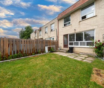 For Lease - 7440 Goreway Drive Unit# 28, Mississauga, Ontario - Photo 5