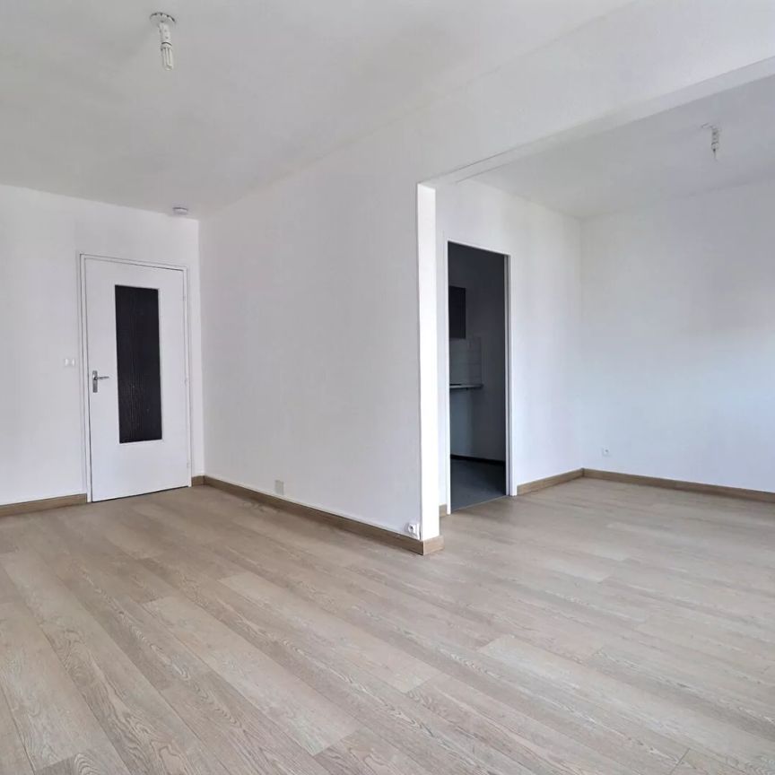 Appartement Clermont Ferrand 2 pièce(s) 45 m2 - Photo 1