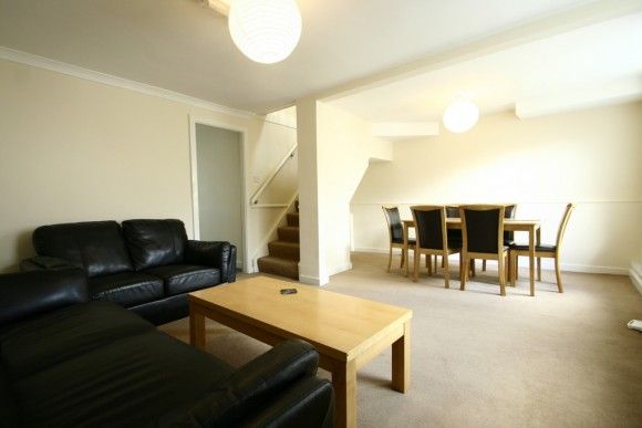 5 Bed - **bills Inclusive** Duke Street, Sunderland - Photo 1