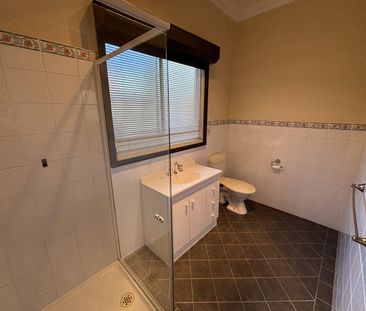 Central Gem on Dean Street - Photo 4