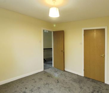 3 bedroom detached house to rent - Photo 5