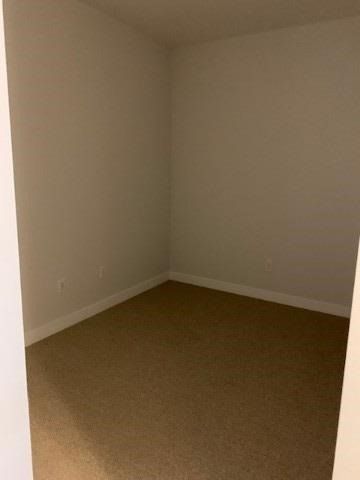 For Lease - 4055 Parkside Village Drive Unit# TH12, Mississauga, Ontario - Photo 3