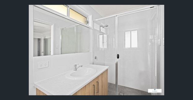 Exquisite Home for Rent in Ideal Location - Photo 1