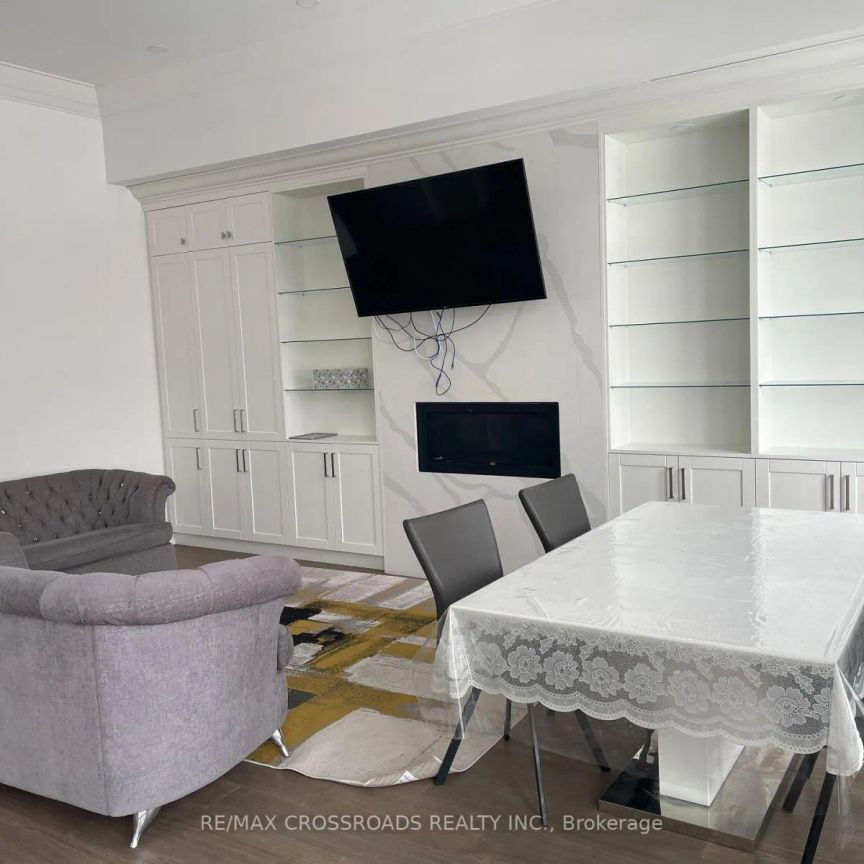 89 CADORNA AVENUE - Photo 1