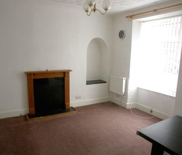 1 bedroom ground floor flat to rent - Photo 4