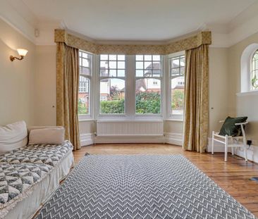 6 bedroom detached house to rent - Photo 3