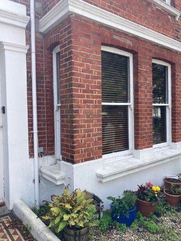 1 Bed Flat, Hove, BN3 - Photo 3