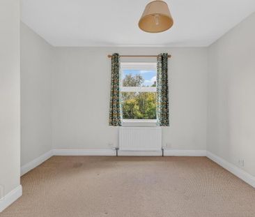 5 Railway Cottages, Bridge Road, Helen's Bay, BT19 1TE - Photo 6