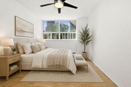 For Lease - 33 Erskine Avenue Unit# 308, Toronto, Ontario - Photo 2